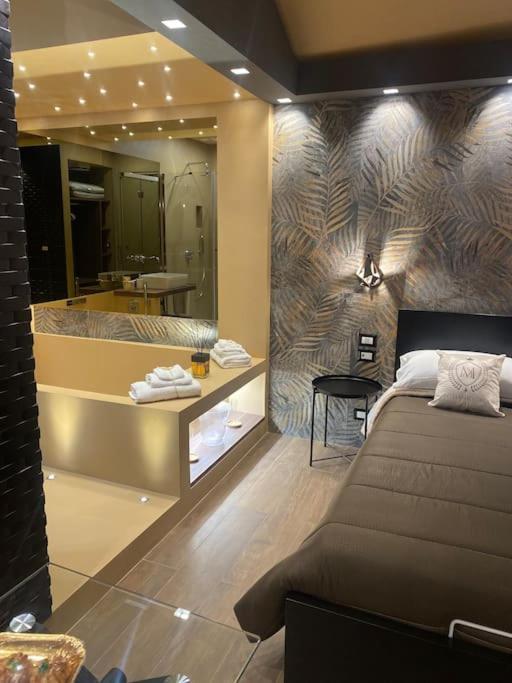 Montesantogroup Suite House Nel Centro Di Napoli Exterior photo
