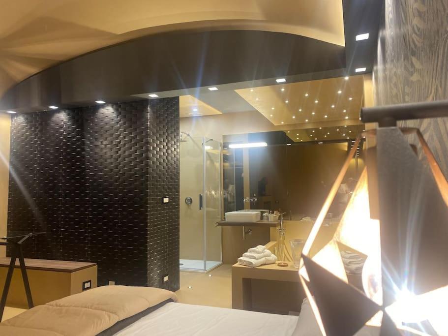 Montesantogroup Suite House Nel Centro Di Napoli Exterior photo